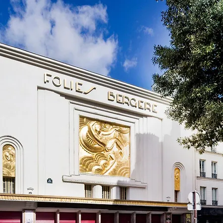 Maxim Opera Paris