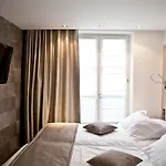 Hotel Maxim Opera 4*