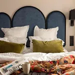 Maxim Opera Hotel 4*