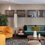Maxim Opera Hotel