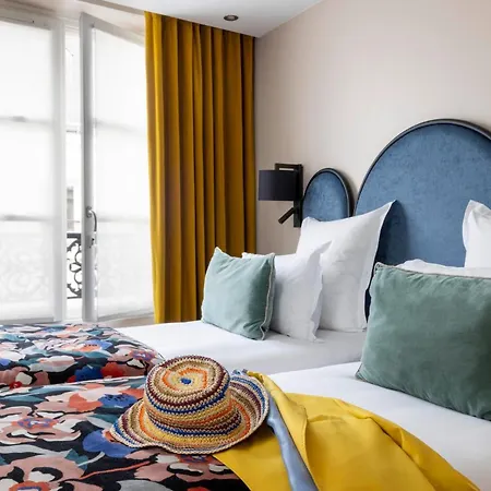 Maxim Opéra Hotel 4*
