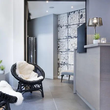 Hotel Maxim Opera 4*