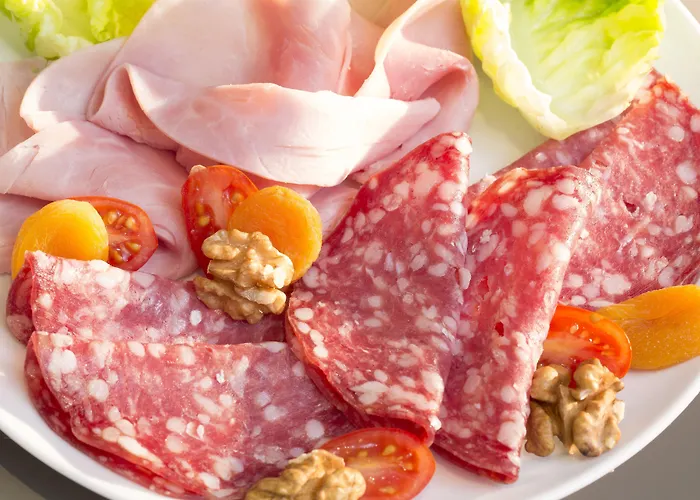 酒店 Maxim Opera 4*