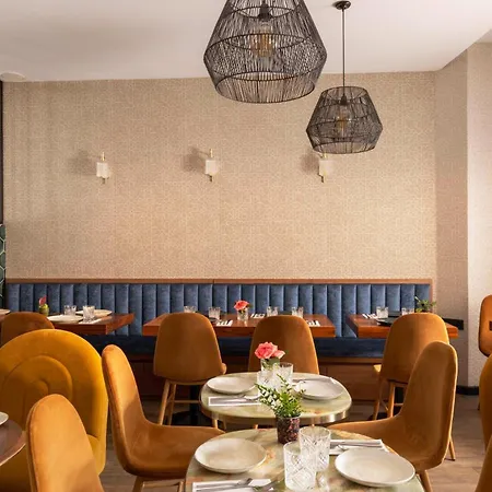 Maxim Opera 4* パリ