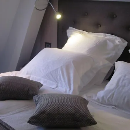 Maxim Opera Hotel 4*