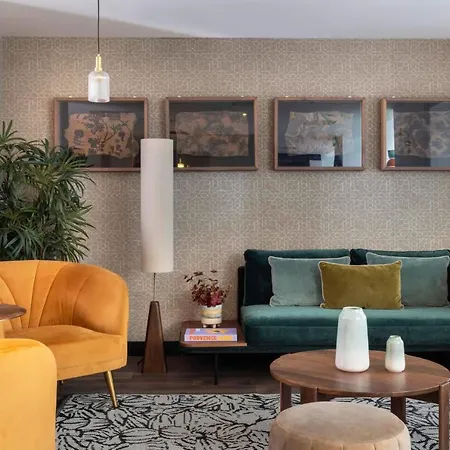 Hotel Maxim Opera 4*