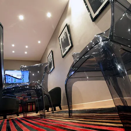Maxim Opera Hotel 4*